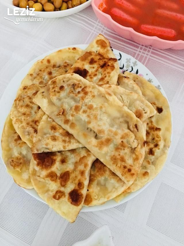 Çiğ Börek Tarifi (Kıymalı)