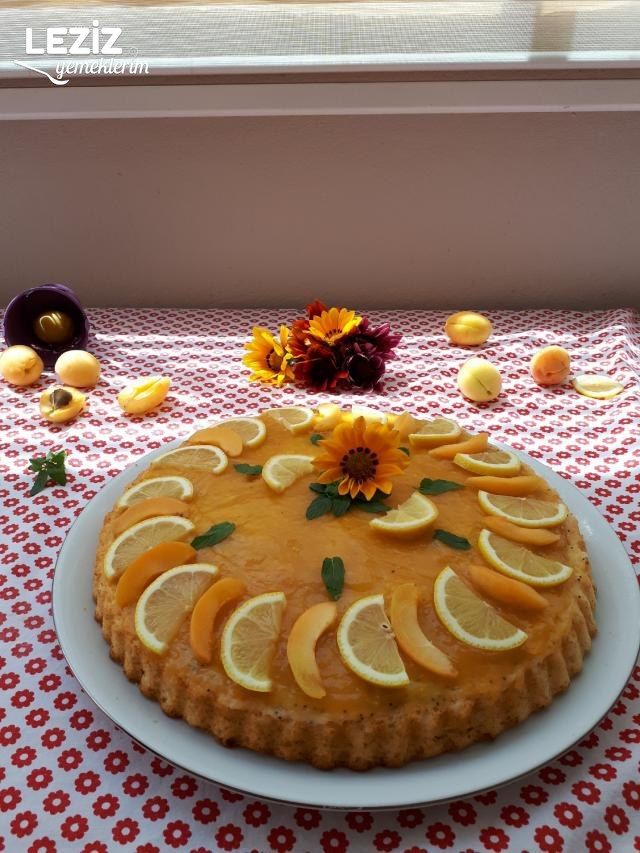 Şeftali Soslu Tart Pasta