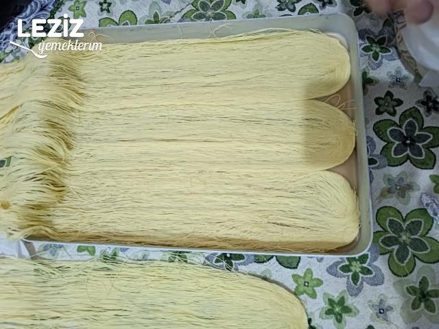 Hasır Kadayıf Tatlısı Tarifi (Püf Noktalarıyla)