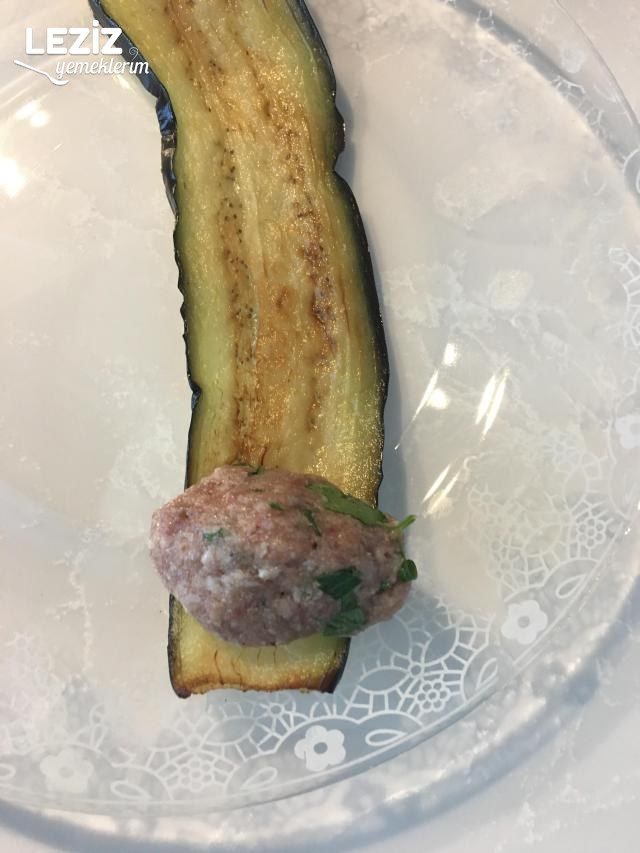 Patlıcanlı Güveç Köfte
