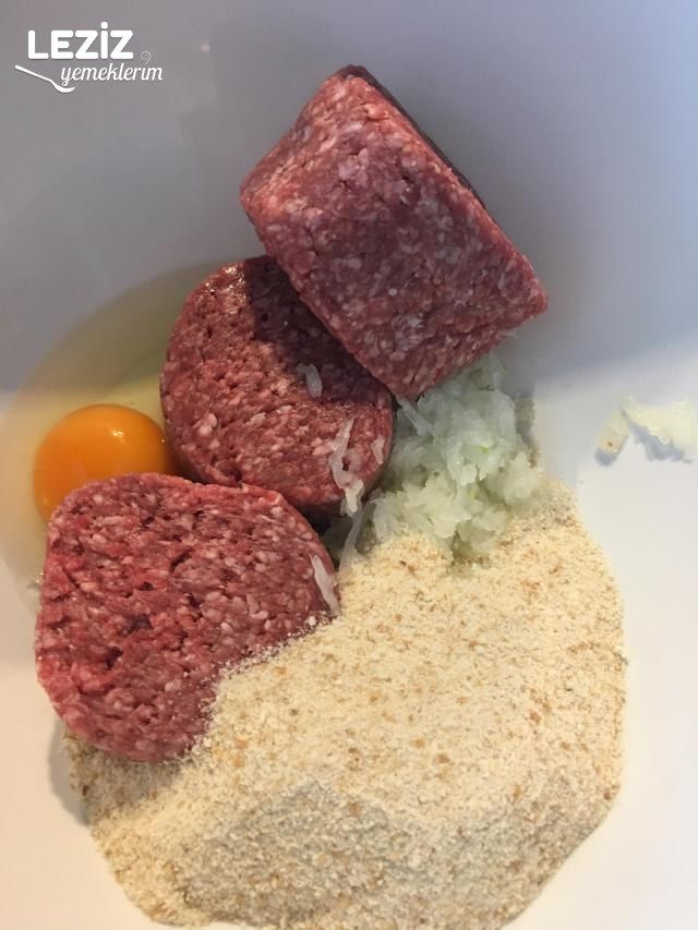 Patlıcanlı Güveç Köfte