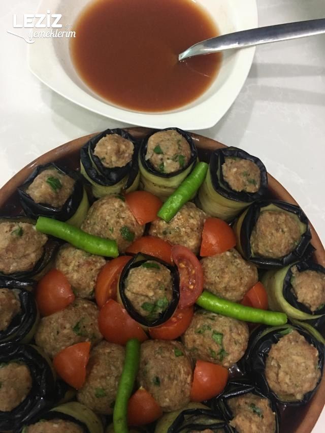 Patlıcanlı Güveç Köfte