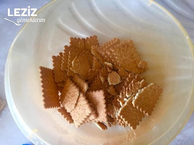 Kolay Mozaik Pasta Yapımı