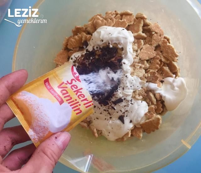 Kolay Mozaik Pasta Yapımı