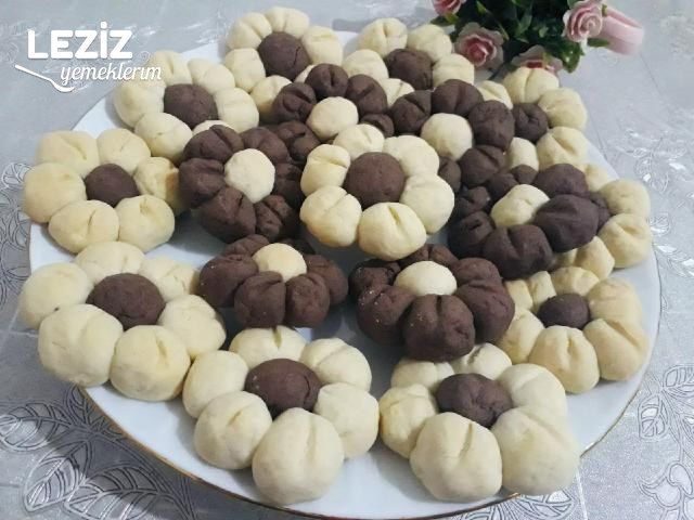 İki Renkli Papatya Kurabiye