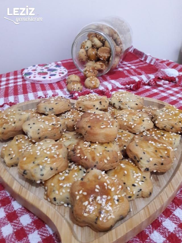 Pastane Usulü Nefis Tuzlu Kurabiye