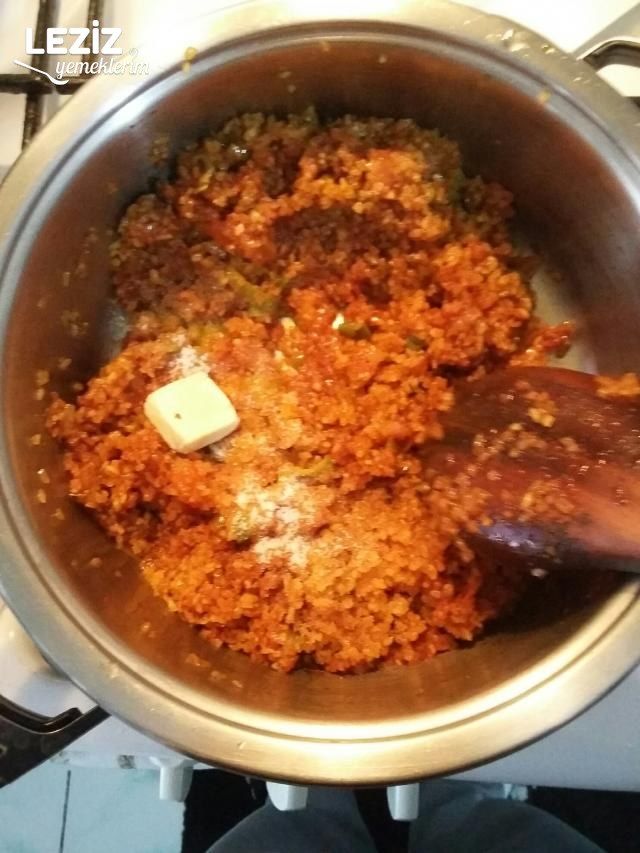 Domatesli Bulgur Pilavı Nasıl Yapılır