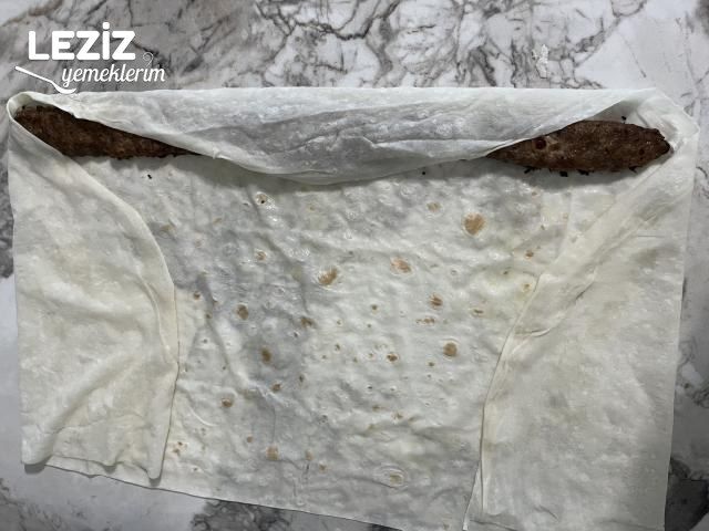 Beyti Kebabı Nasıl Yapılır?
