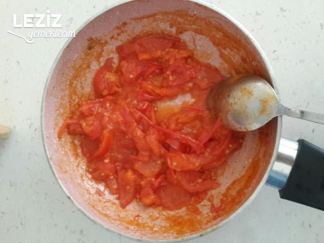 Soslu Enfes Türlü Kızartma