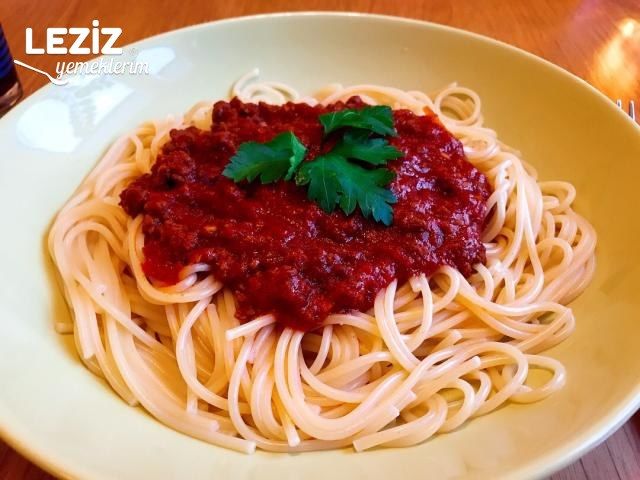 Bolonez Soslu Spagetti Tarifi