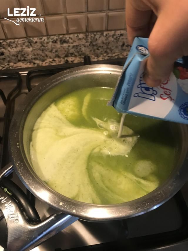 Kremalı Brokoli