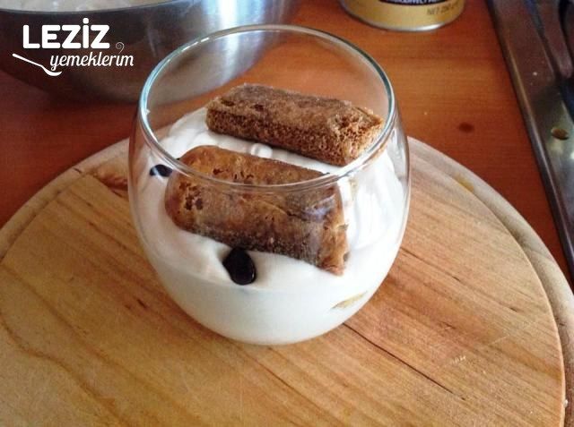 Bardakta Kolay Tiramisu