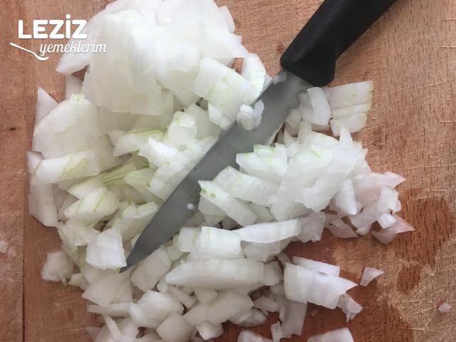 Kıymalı Bol Ekşili Bamya Yemeği