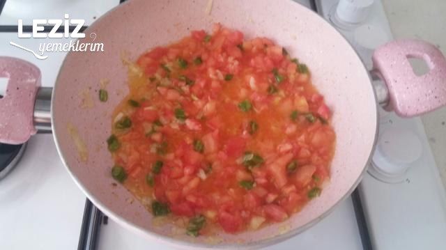 Menemen (Kahvaltı Sofrasının Vazgeçilmezi)