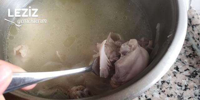 Tavuk Suyuna Tel Şehriye Çorbası