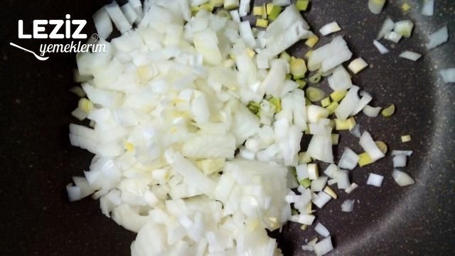 Dedenin Kıymalı Bezelye Yemeği