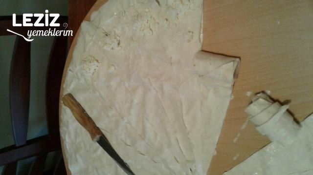 Yumurtasız Börek