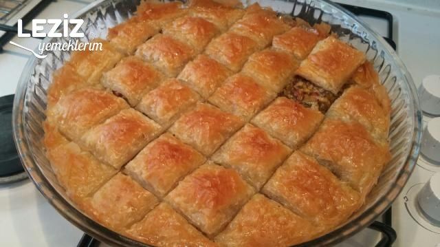 Hazır Yufka İle Kare Baklava