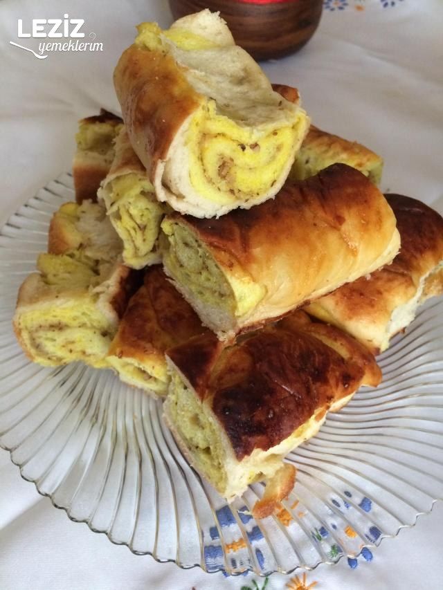 Zerdeçallı Börek