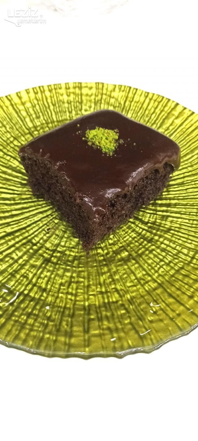Çikolata Soslu Browni Kek Tarifi