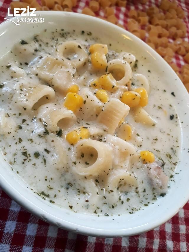 Ekşi Soslu Mısırlı Makarna Çorbası