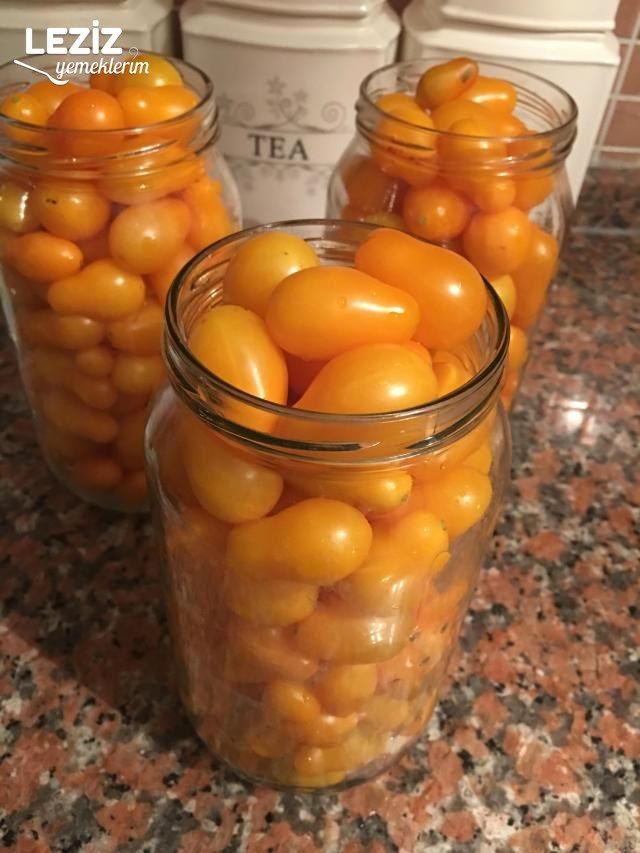 Armut Domates Turşusu