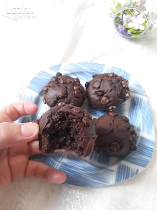 Kakaolu Çikolatalı Muffin Kek