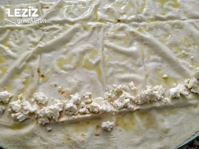 Tavada Peynrili Dolama Börek