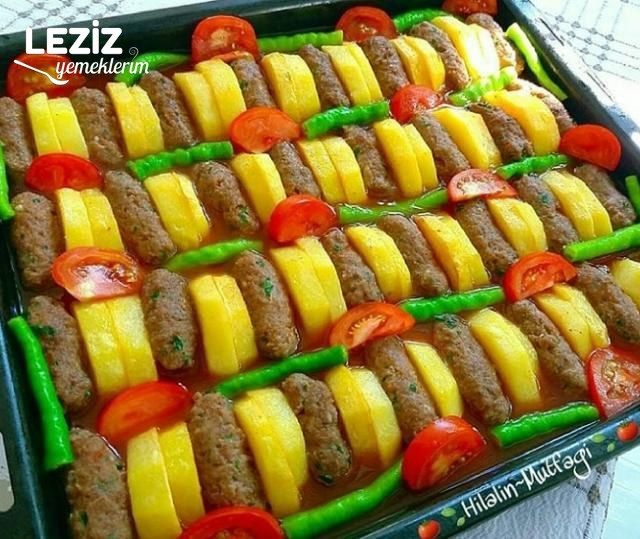 İzmir Köfte (Mutlaka Deneyin)