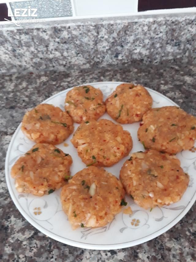Tavuk Köftesi