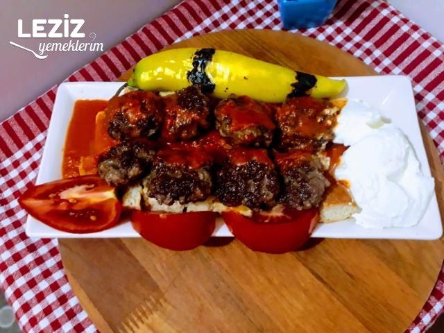 Bursa Pideli Köfte Tarifi