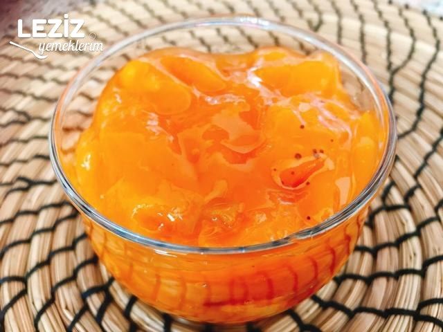 Tam Kıvamında Kayısı Reçeli