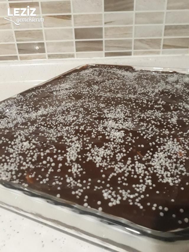 Eti Burçaklı Pasta