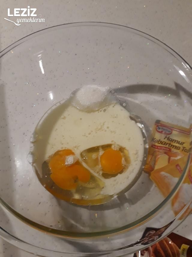 Eti Burçaklı Pasta
