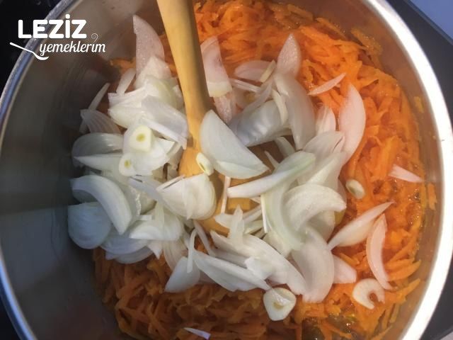 Kereviz Yaprağı Salatası