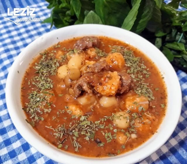 Ekşili Etli Topalak Çorbası