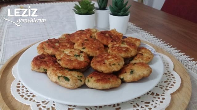 Tavuk Köftesi Tarifi (Enfes Lezzetli)