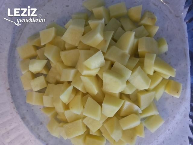 Fırında Kuşbaşı Etli Patates