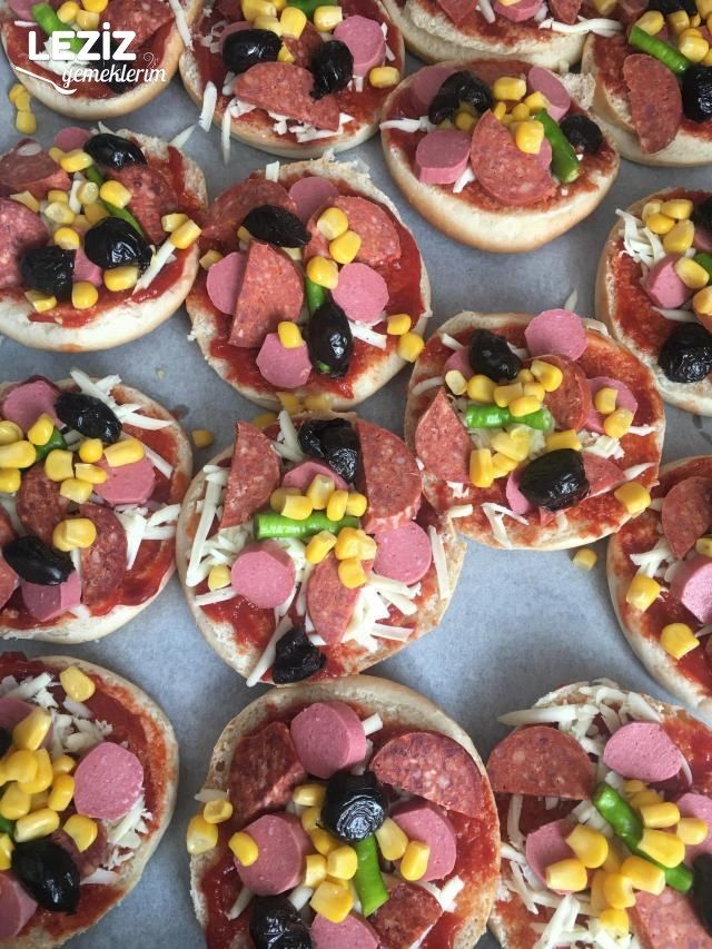 Hamburger Ekmeğinden Pratik Pizza