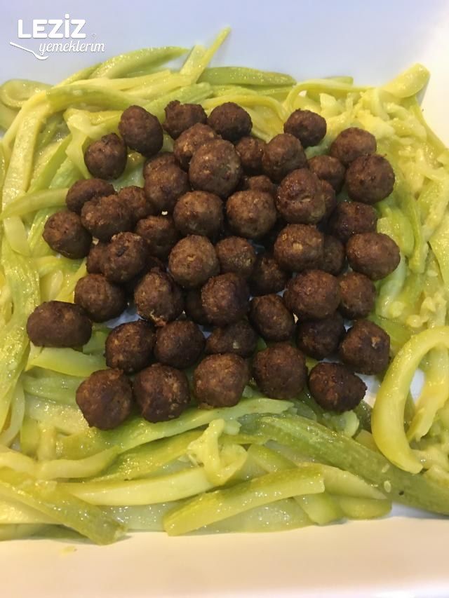 Köfteli Kabak Makarna Tarifi