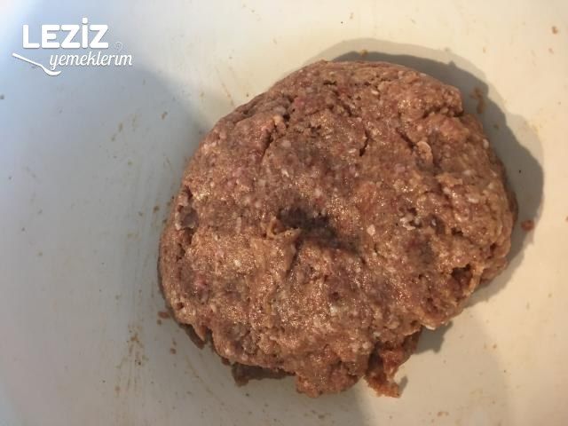Köfteli Kabak Makarna Tarifi