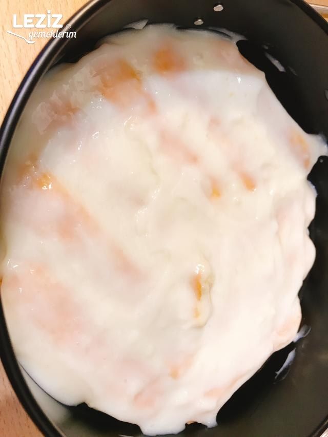 Yaban Mersinli Kedi Dilli Pasta