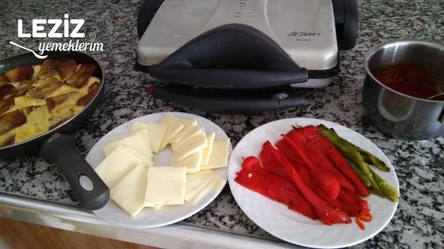 Pizza Tost Tarifi / Atom Tost