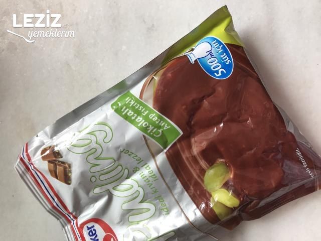 Az Malzemeli Kakaolu Pudingli Kıyır Kurabiye