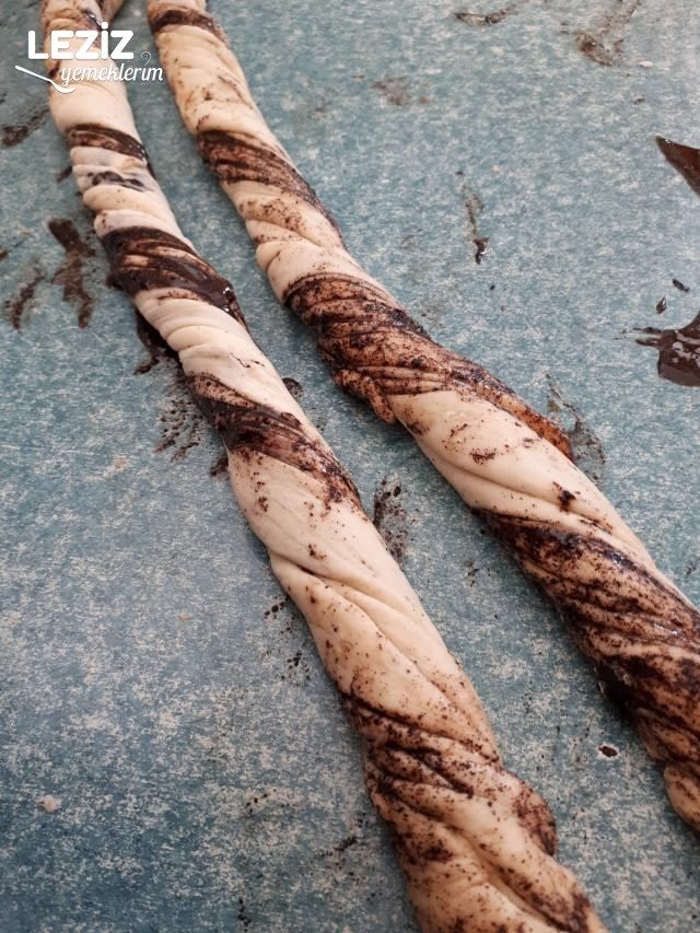 Tel Tel Açılan Haşhaşlı Çörek