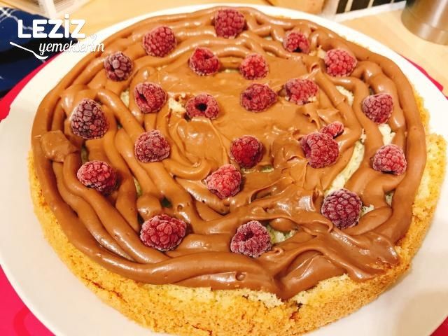 Çikolatalı Ve Frambuazlı Yaş Pasta