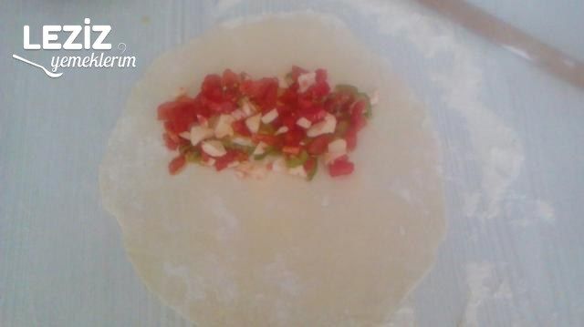 Domatesli Gözleme