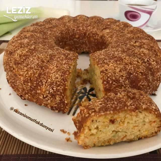 Pırasalı Mısır Unlu Kek Tarifi