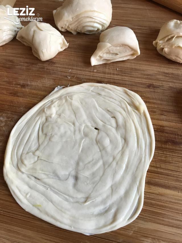 Kıymalı Bohça Böreği Tarifi