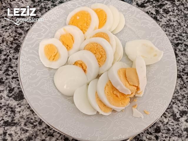 Tereyağlı Yumurta Kapama Tarifi